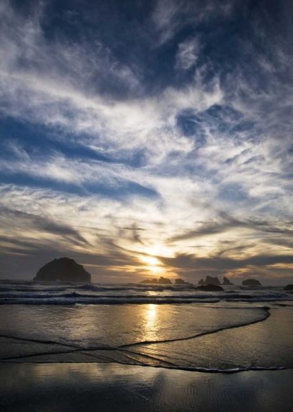 Oregon, Bandon Beach Face Rock and sea stacks